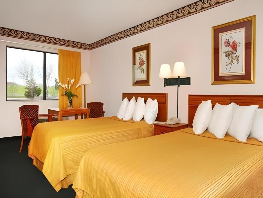 Quality Inn Marianna Exterior photo